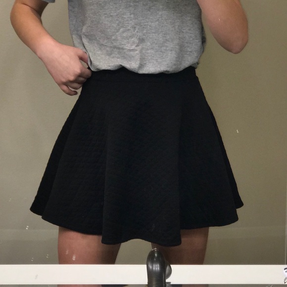Black Skater Skirt! - Picture 1 of 8
